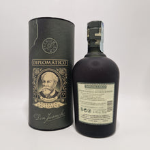 Carica l'immagine nel visualizzatore di Gallery, Rum Diplomatico Reserva Exclusiva - Astucciato
